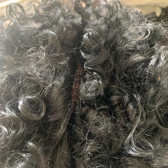 Black curly disco wig seventies style - Halloween - Picture 2 of 3